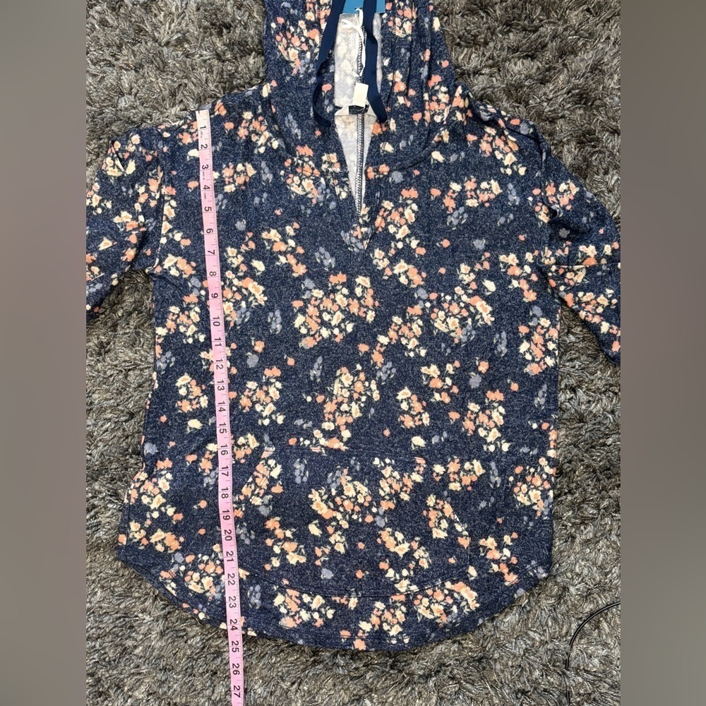 Floral Navy Women's Top - Picture 8 of 11